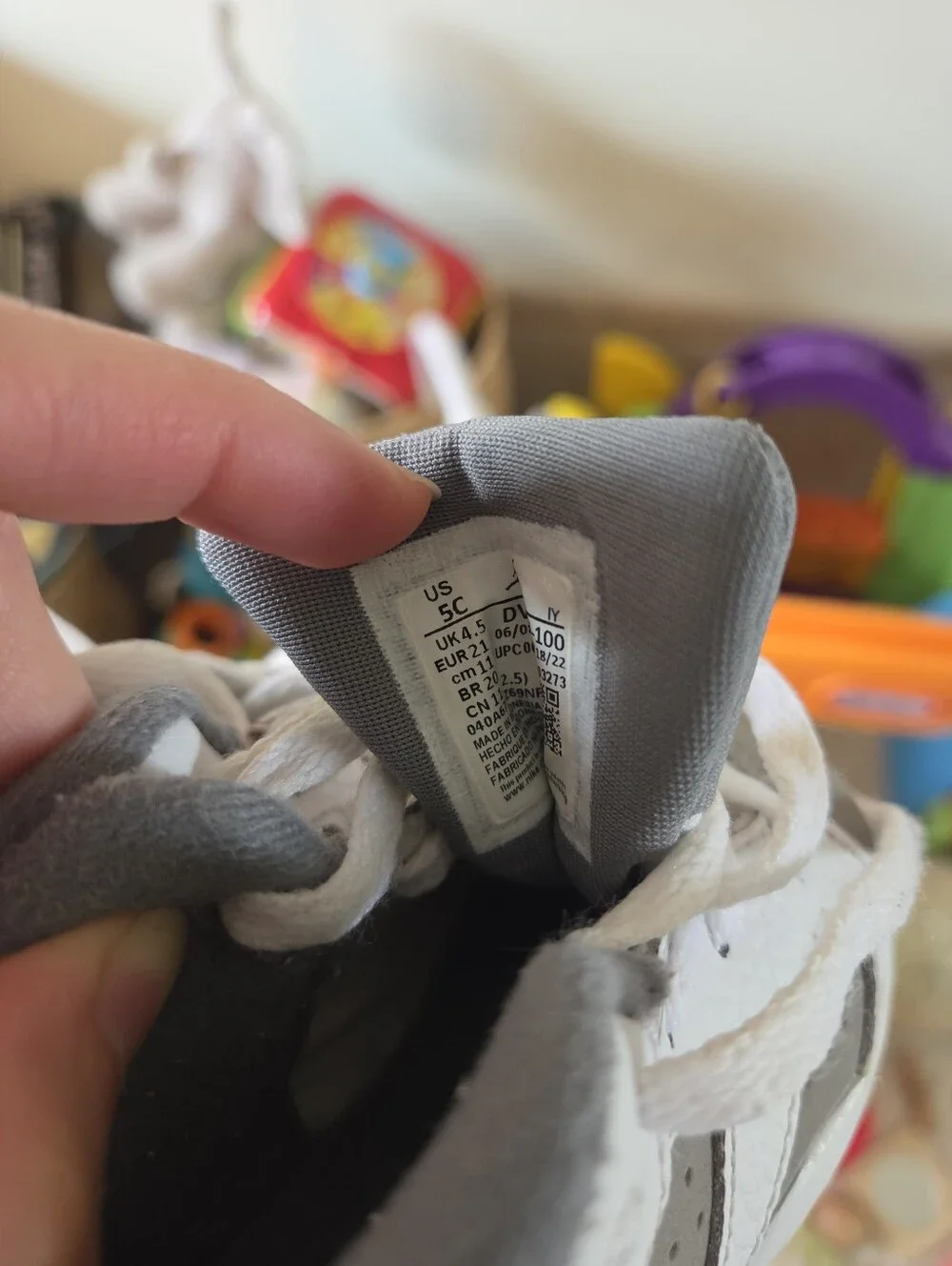 Toddler Air Jordan 6 Retro "Cool Grey" Size 5C - White & Grey Sneakers - Picture 7 of 7